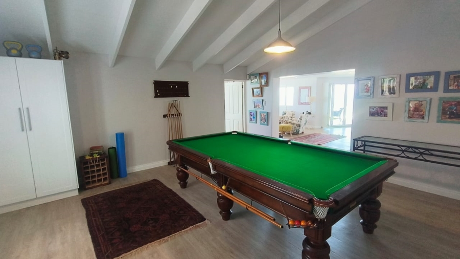 4 Bedroom Property for Sale in Dana Bay Western Cape